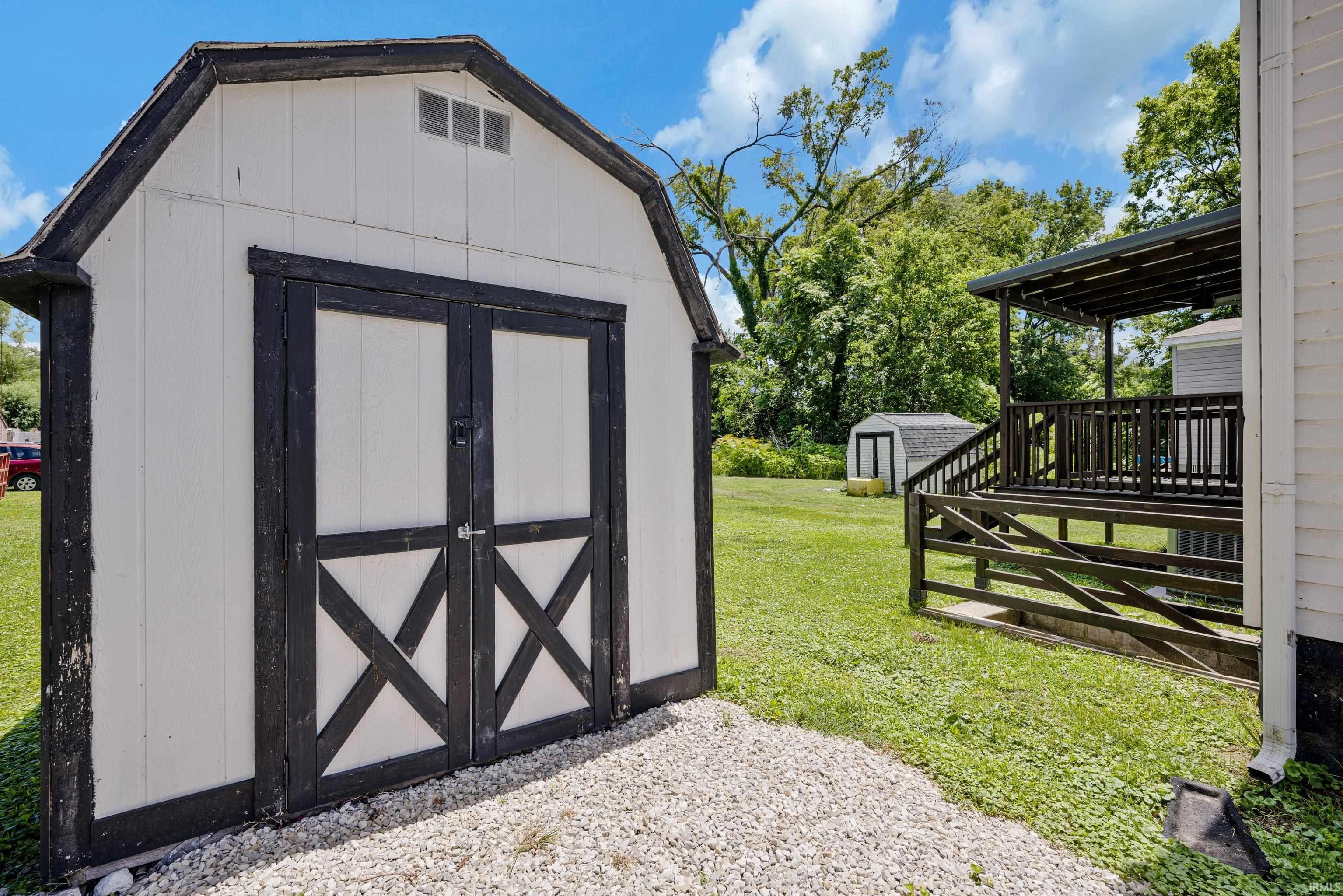 Single Family 2BR 1BA - 812 S Hart Street, Princeton, IN