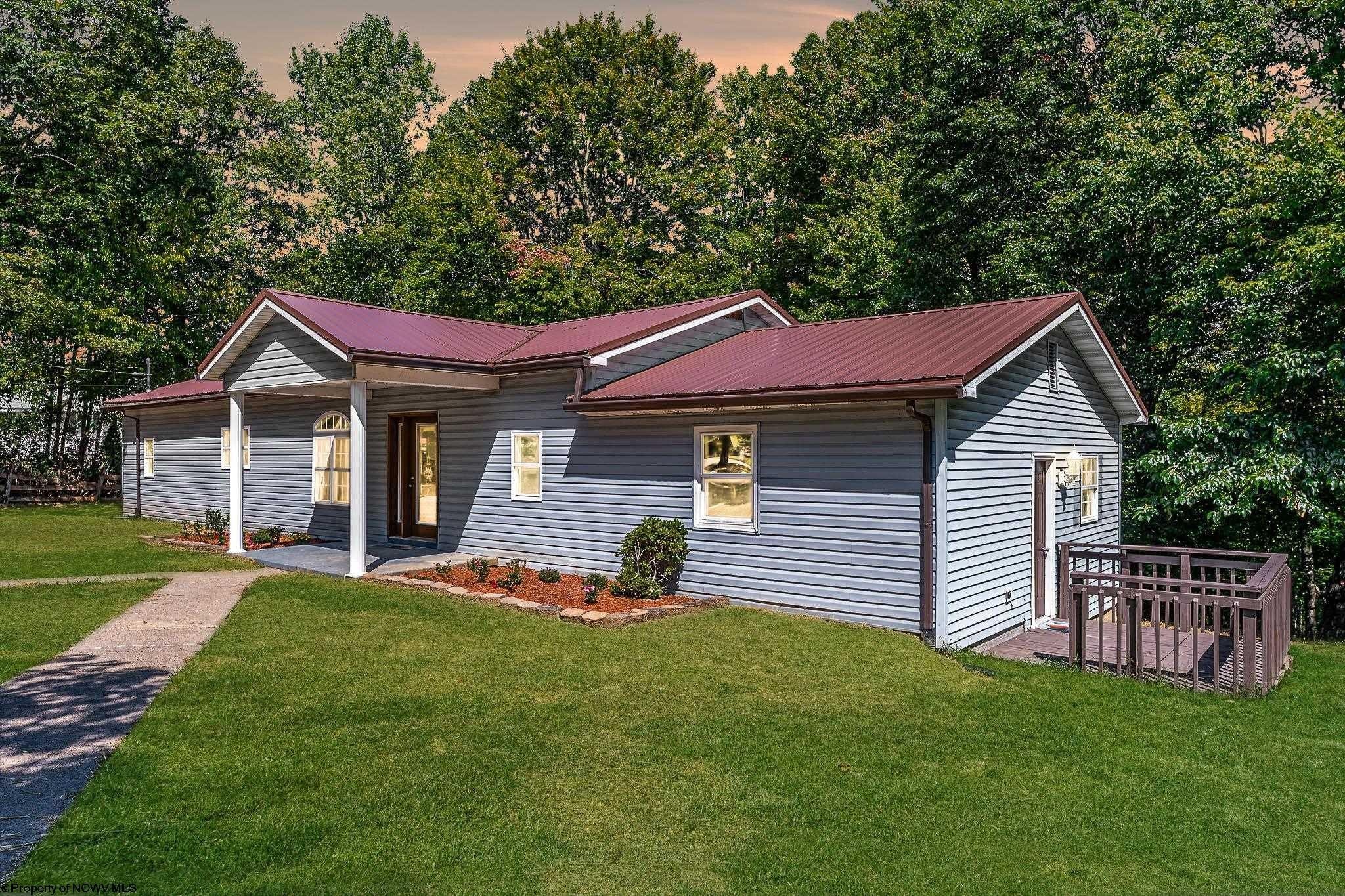 Single Family 4BR 2BA - 104 Mountainview Road, Morgantown, WV