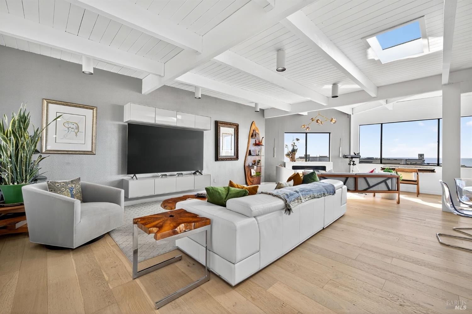 Single Family 3BR 3BA - 21002 Heron Drive, Bodega Bay, CA