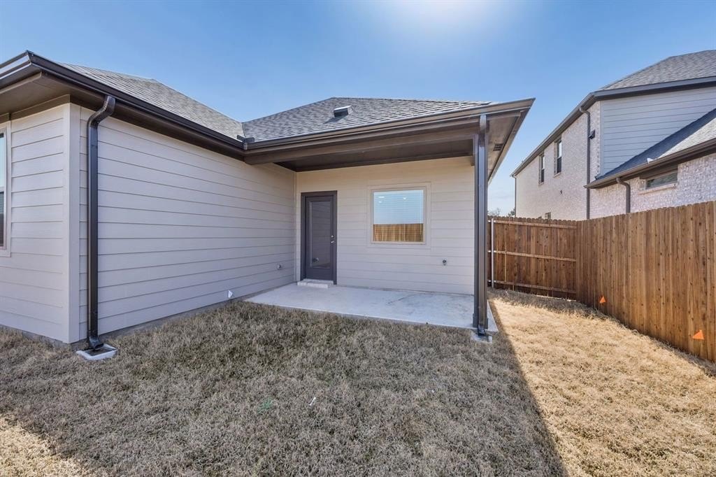 Single Family 4BR 3BA - 4015 Nasworthy Drive, Farmersville, TX