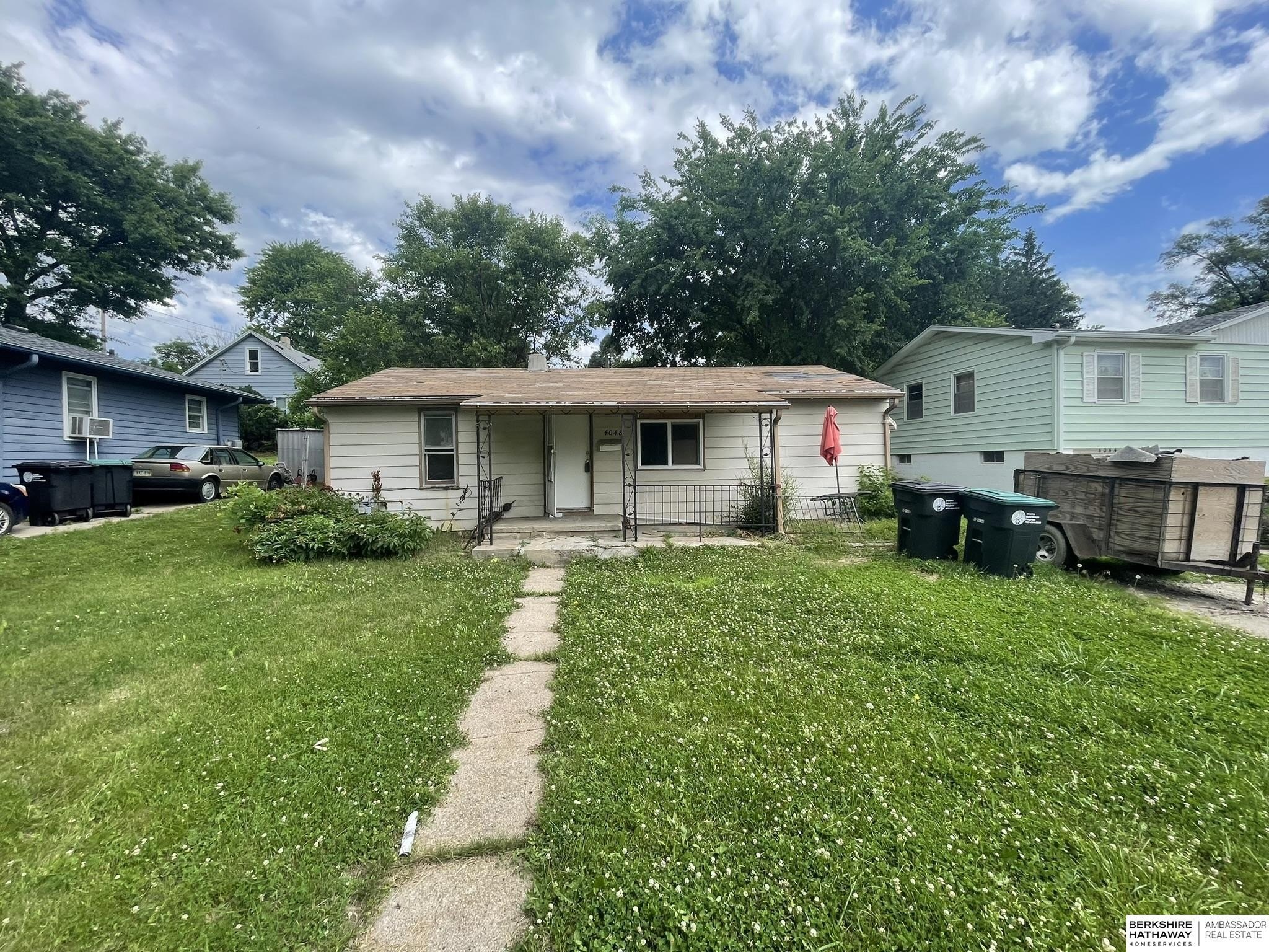 Single Family 2BR 1BA - 4048 Curtis Avenue, Omaha, NE