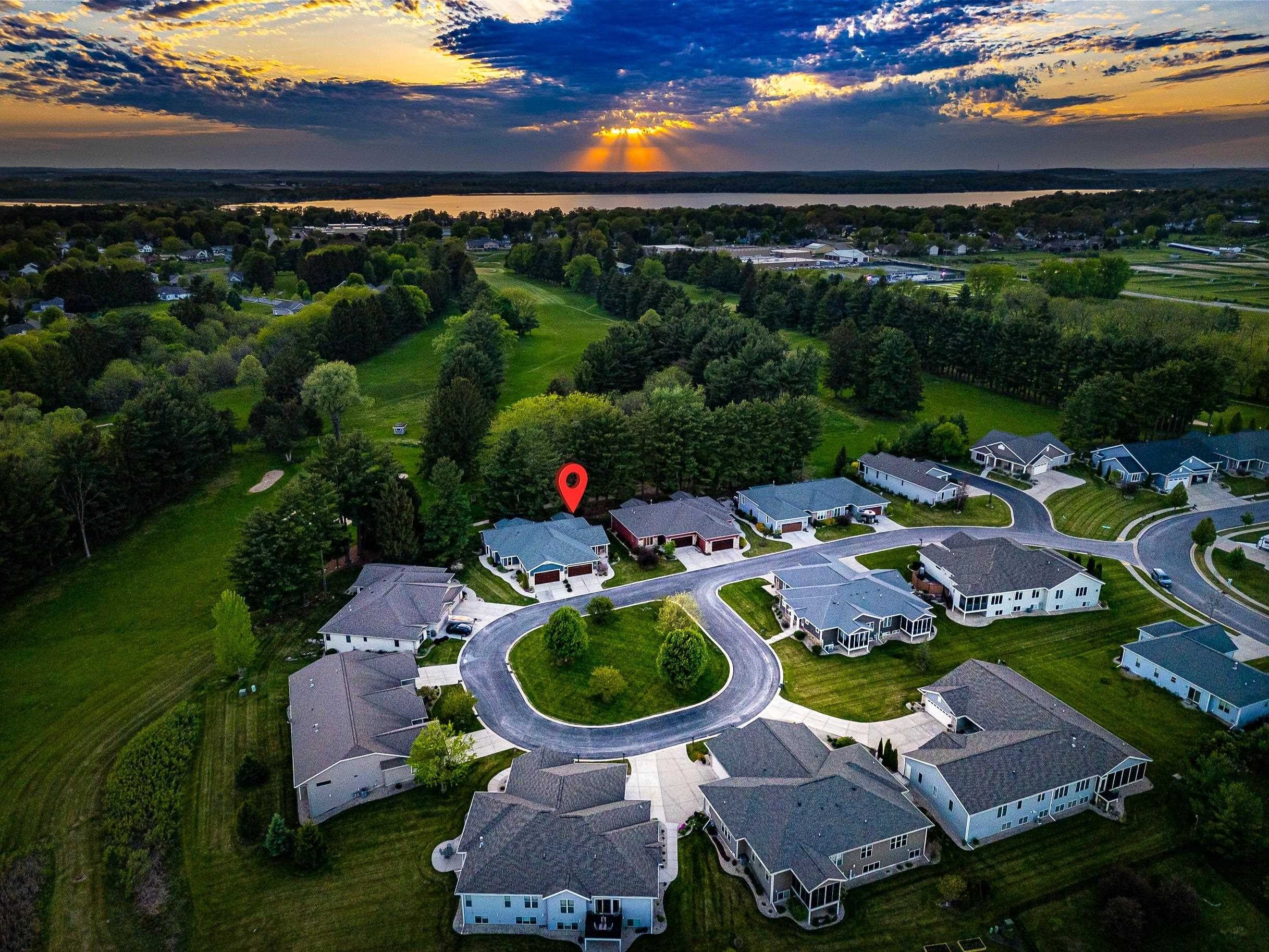 Duplex 3BR 3BA - 901 Whispering Pines Circle, Lake Mills, WI
