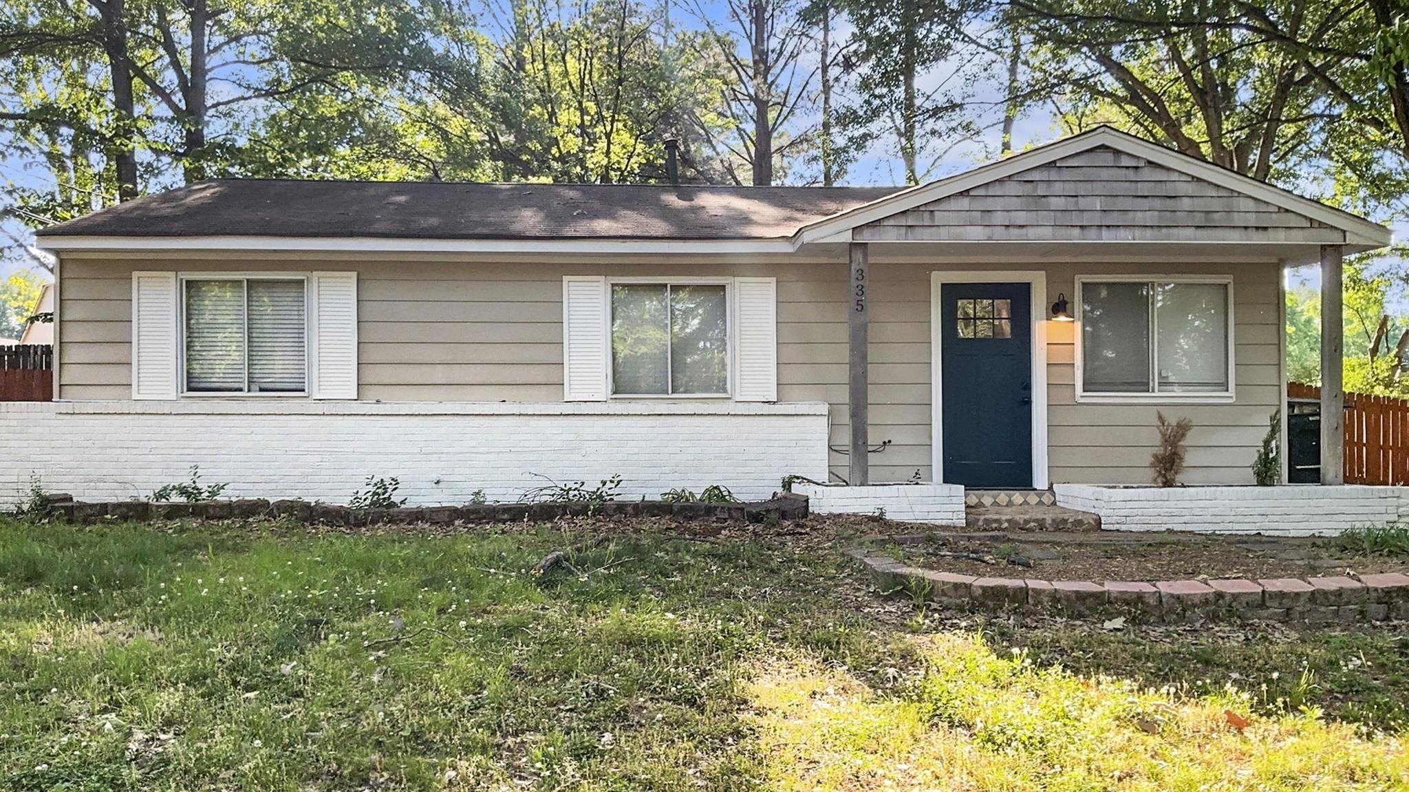 Single Family 4BR 2BA - 335 HOMEVILLE Rd, Collierville, TN
