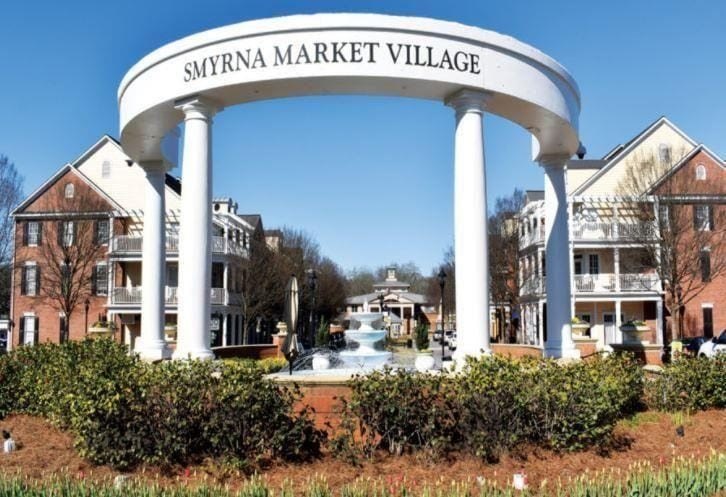 Single Family 4BR 4BA - 3465 Shawnee Trail SE, Smyrna, GA
