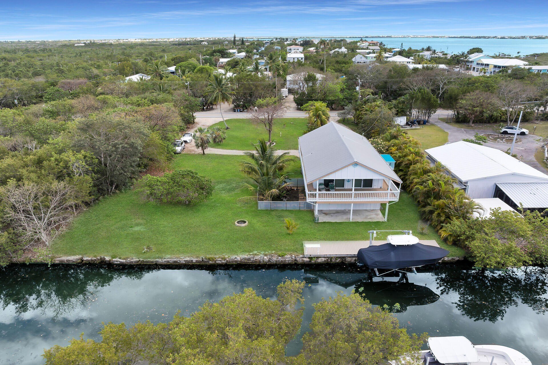 Single Family 2BR 2BA - 29131 Watson Boulevard, Big Pine Key, FL