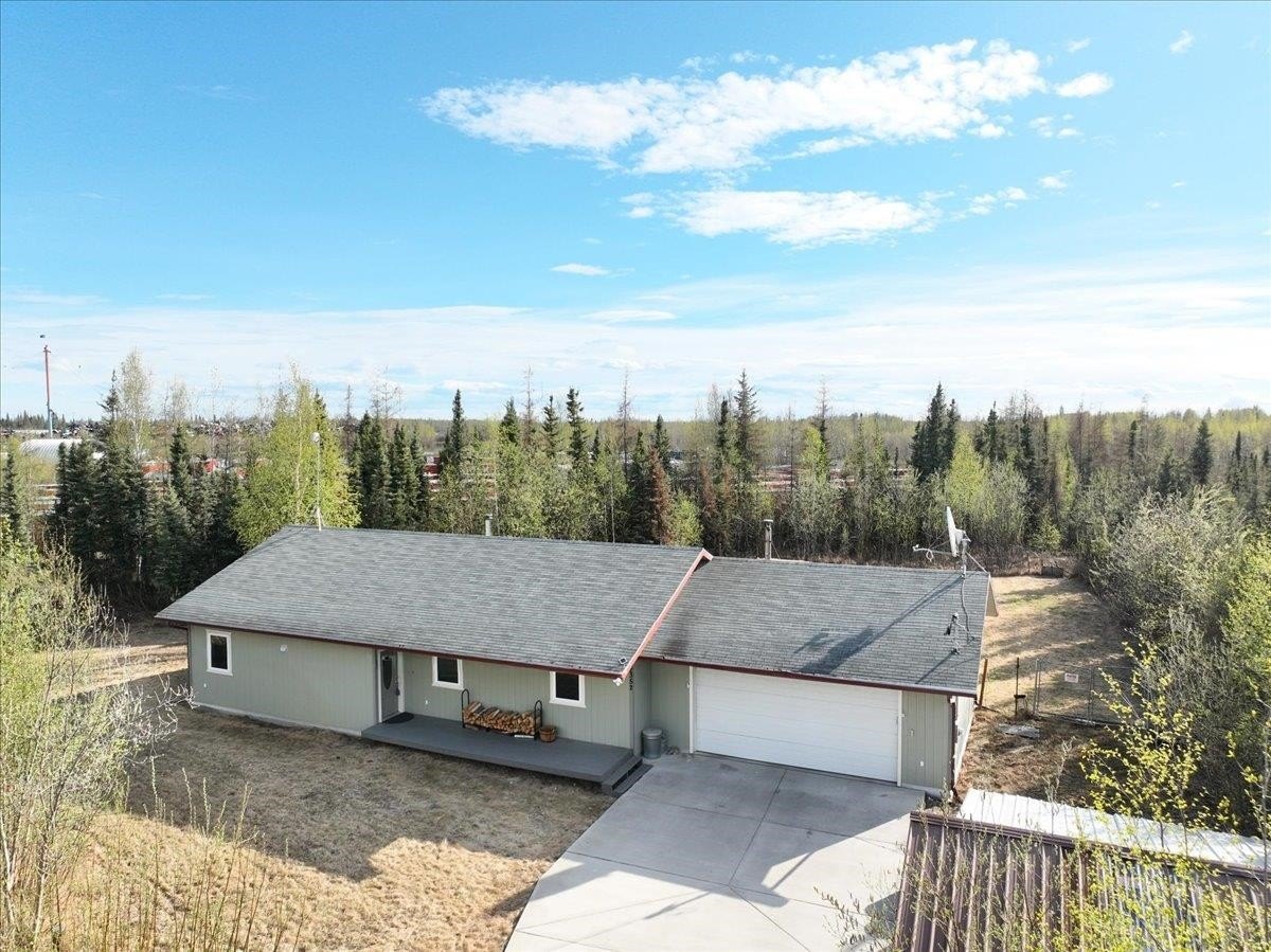 Single Family 3BR 2BA - 1352 MORNING GLORY LOOP, North Pole, AK