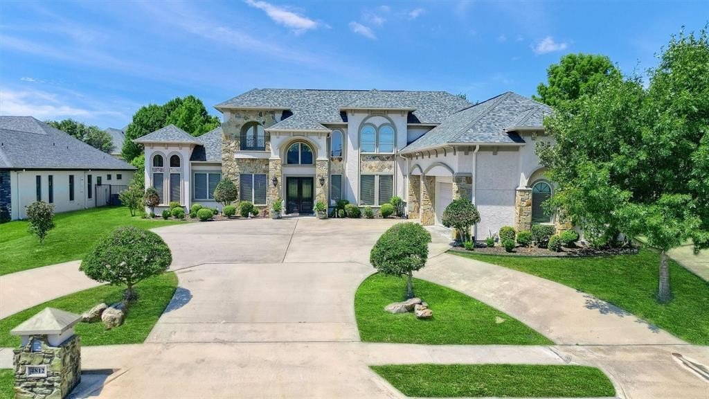 Single Family 3BR 3BA - 4812 Park Vista Boulevard, Sherman, TX