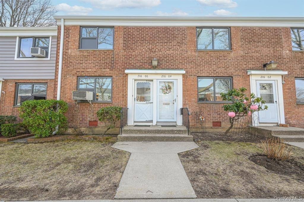 Other 2BR 1BA - 216-06 68Th AVe, Bayside, NY