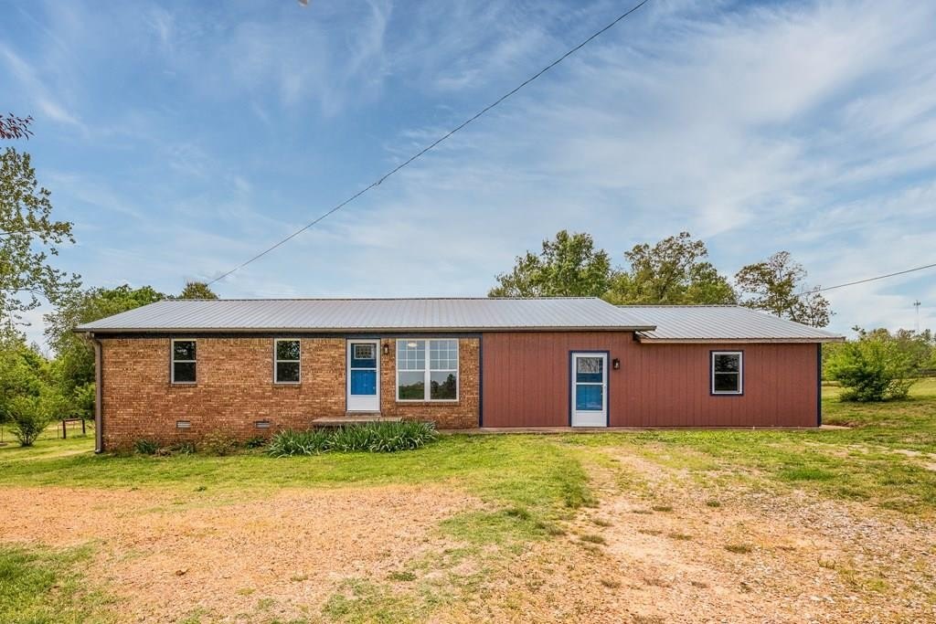 Single Family 3BR 2BA - 8410 Highway 140 North, COTTAGE GROVE, TN