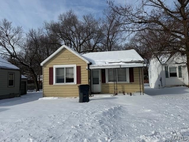 Single Family 3BR 1BA - 3816 W Main Street, Belleville, IL
