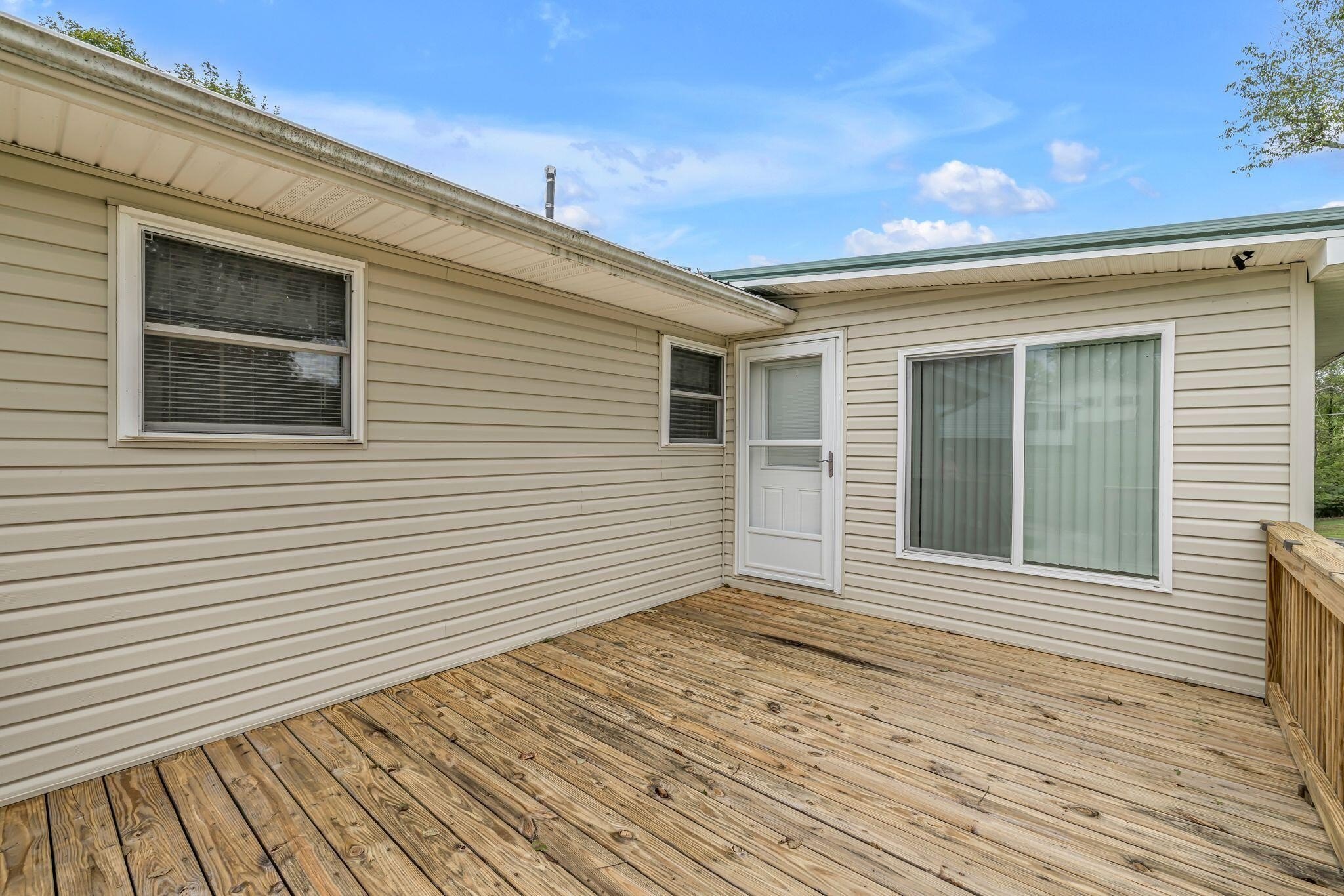 109 Cir Dr  