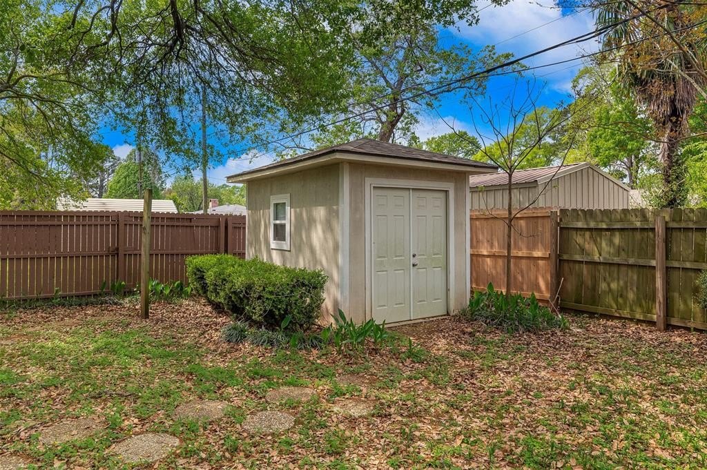 Single Family 4BR 2BA - 6134 Lovers Lane, Shreveport, LA
