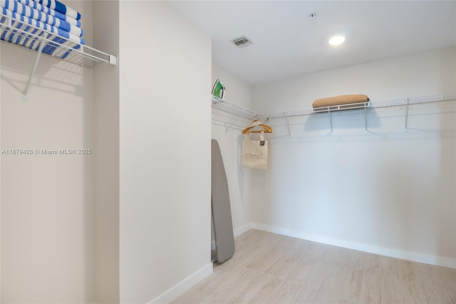 Condo 1BR 1BA - 3900 Biscayne Blvd, Miami, FL