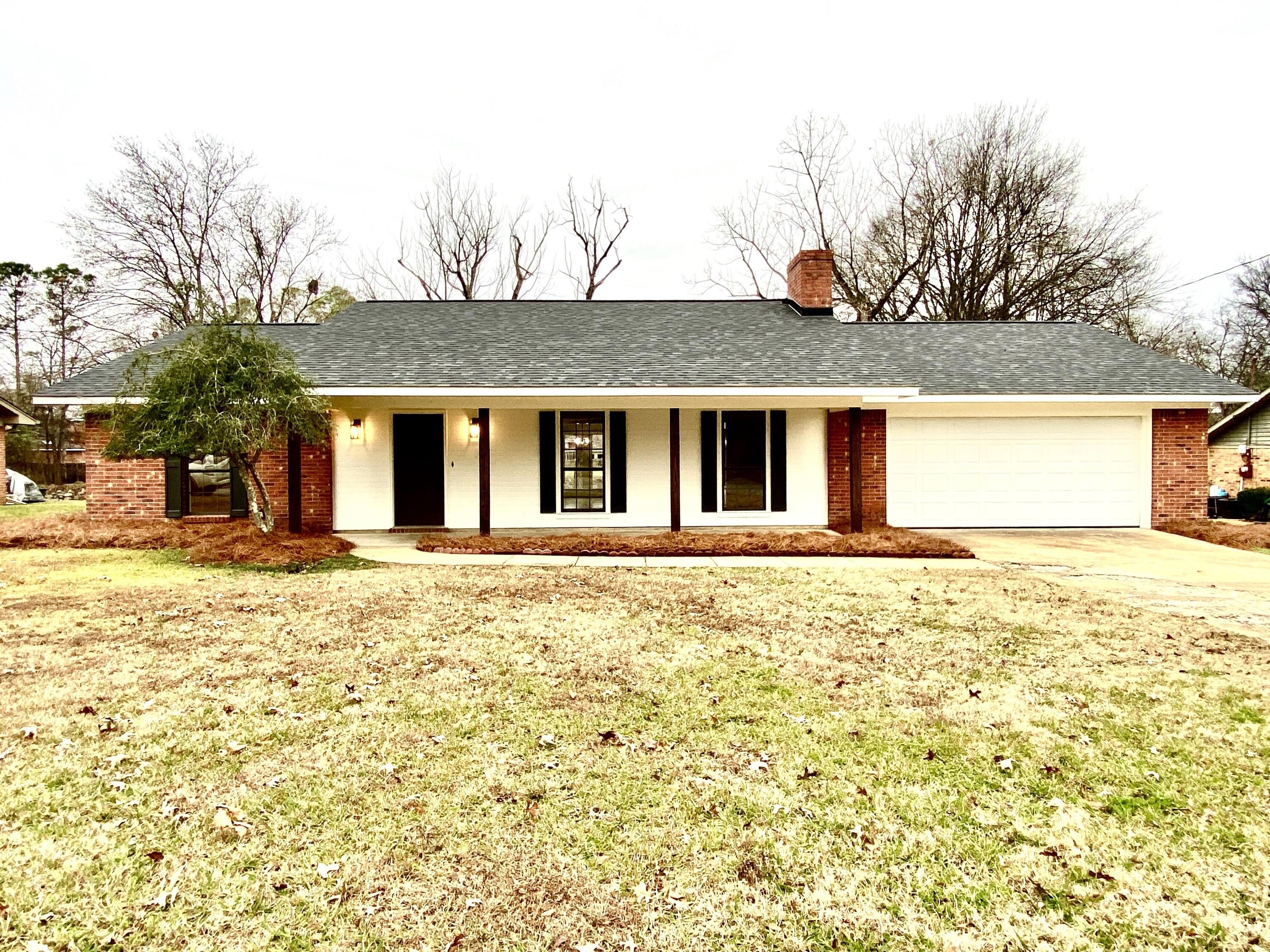 Single Family 3BR 2BA - 2102 Fillmore, Tupelo, MS