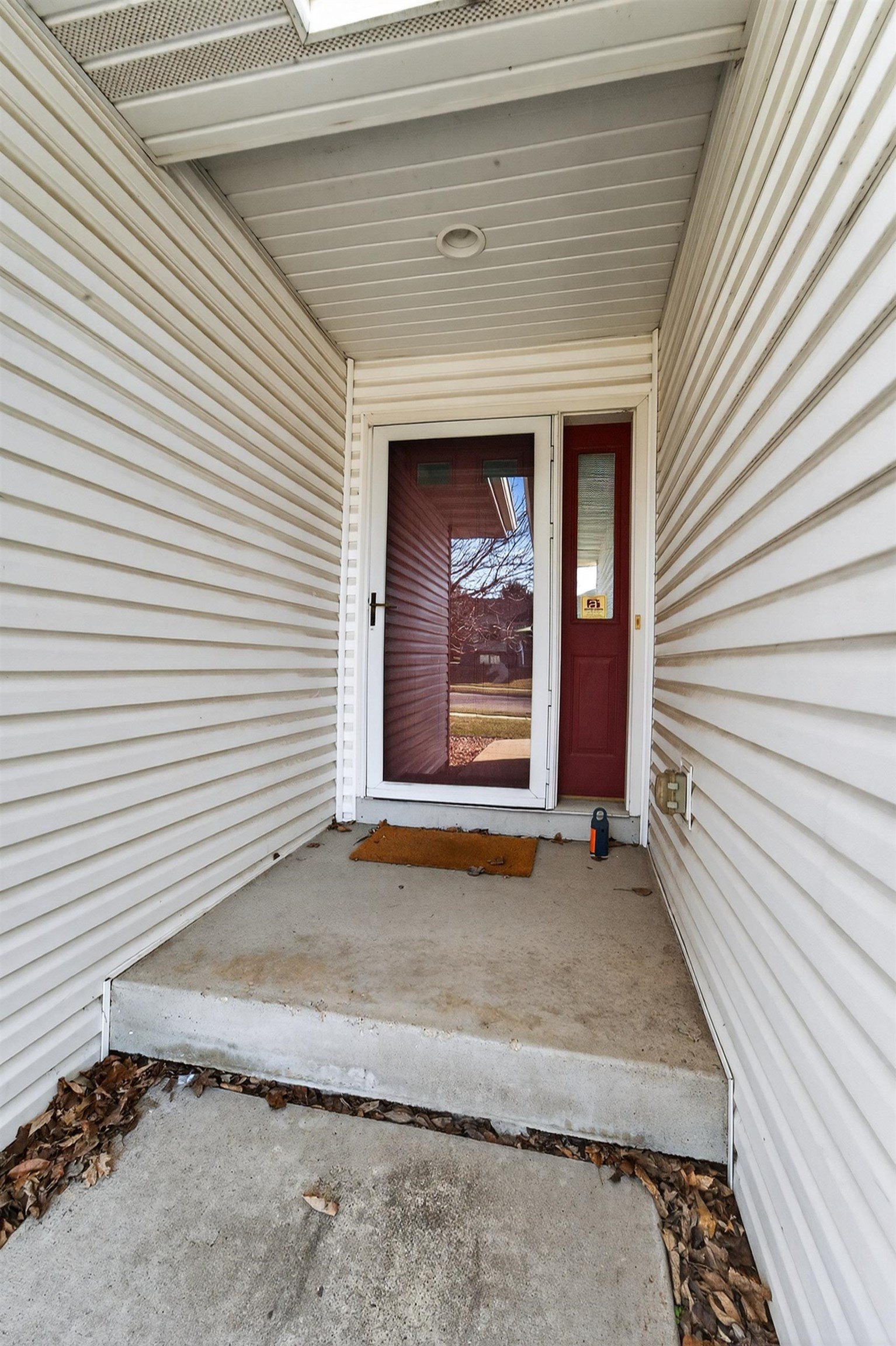Single Family 4BR 3BA - 799 Edenberry Lane, Oregon, WI