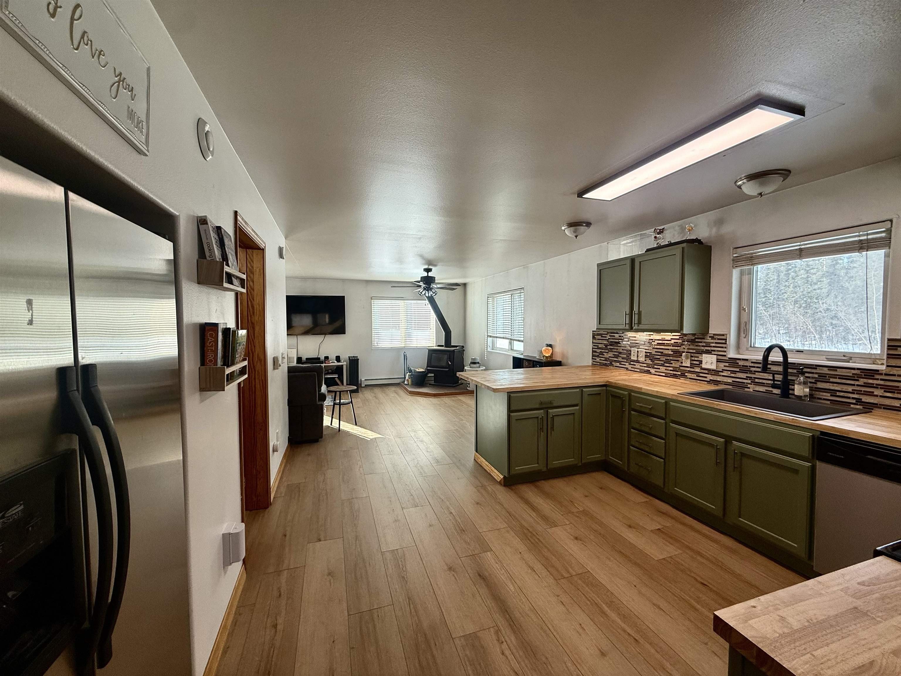 Single Family 3BR 2BA - 2301 GORDON ROAD, North Pole, AK
