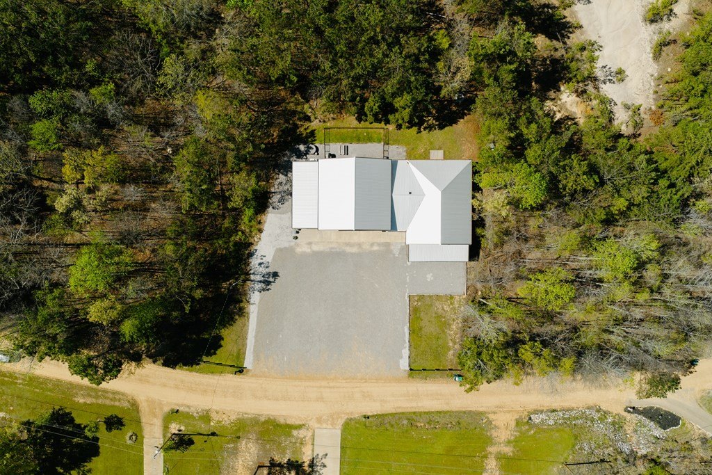 Single Family 2BR 2BA - 475 Deer Creek Rd, Grenada, MS
