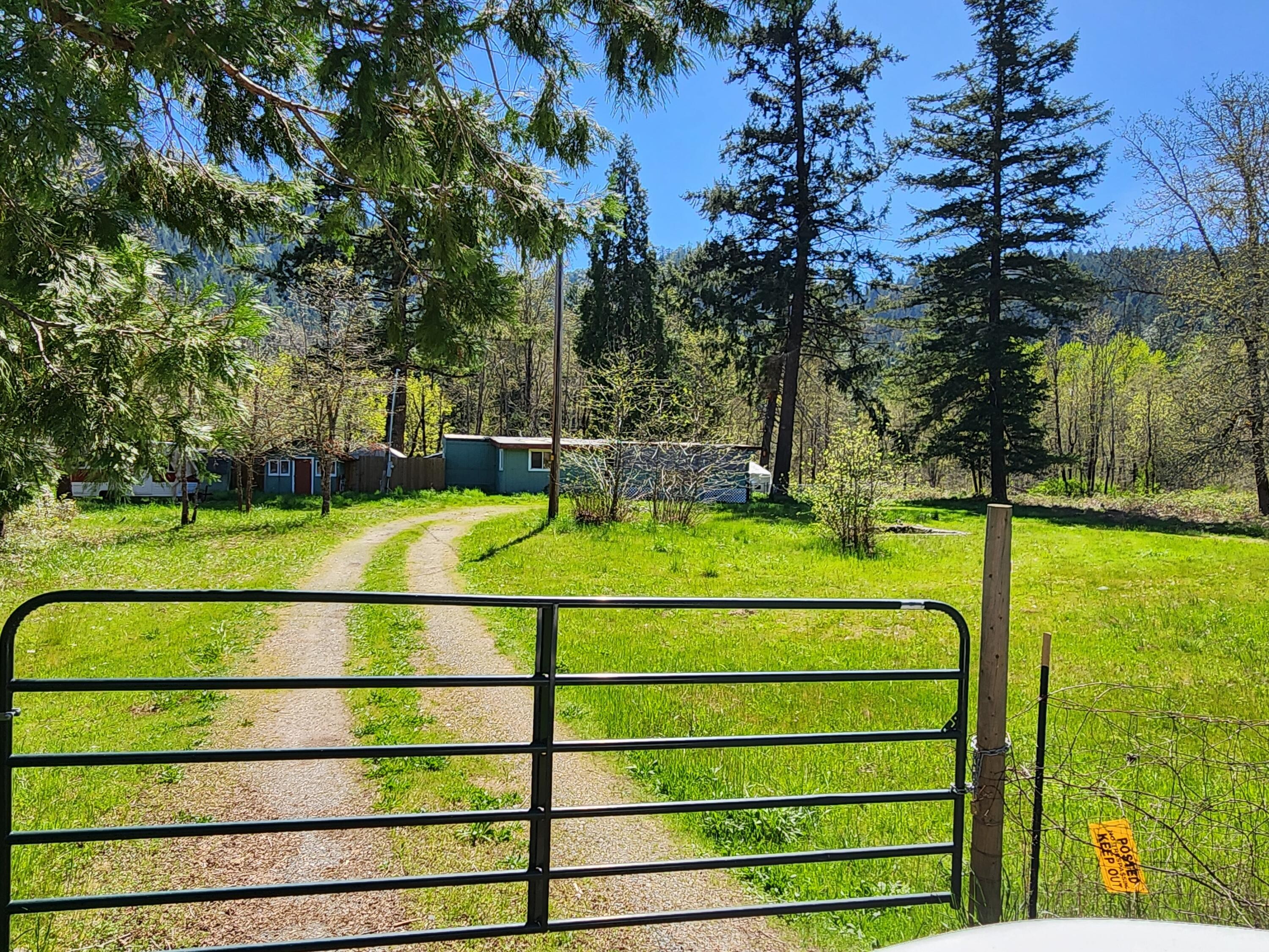 967 Placer Rd Rd  