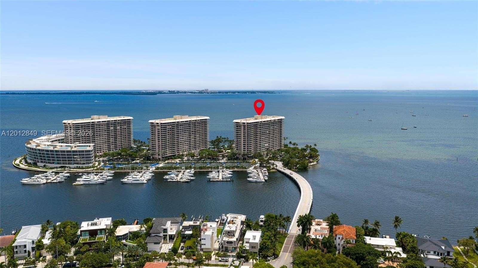 Condo 3BR 3BA - 1 Grove Isle Dr, Miami, FL