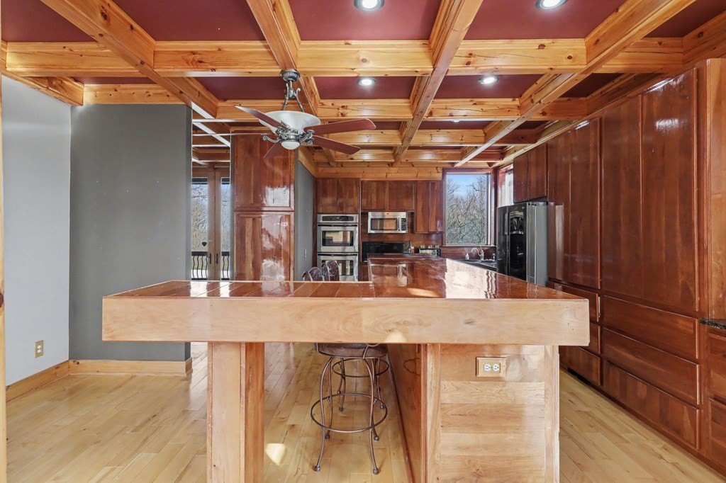 Single Family 4BR 6BA - 1613 Clark Drive, Hiawassee, GA