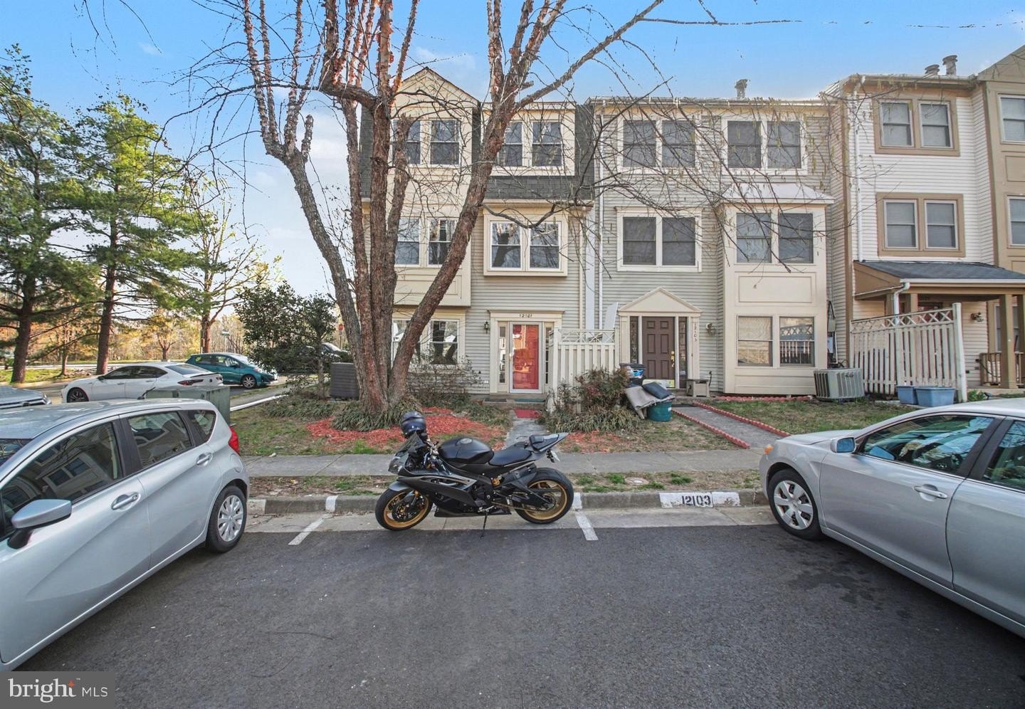 Single Family 3BR 3BA - 12101 SALEMTOWN DR, WOODBRIDGE, VA