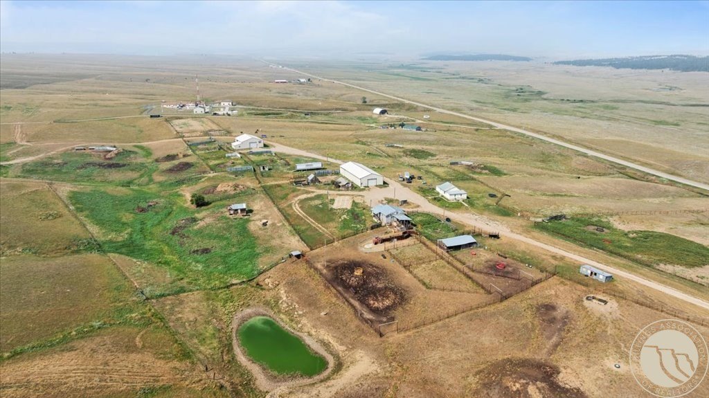 Single Family 3BR 1BA - 102310 US Hwy 87 E, Lewistown, MT