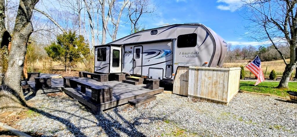 Single Family 1BR 1BA - 279 Conley Creek Circle, Blairsville, GA