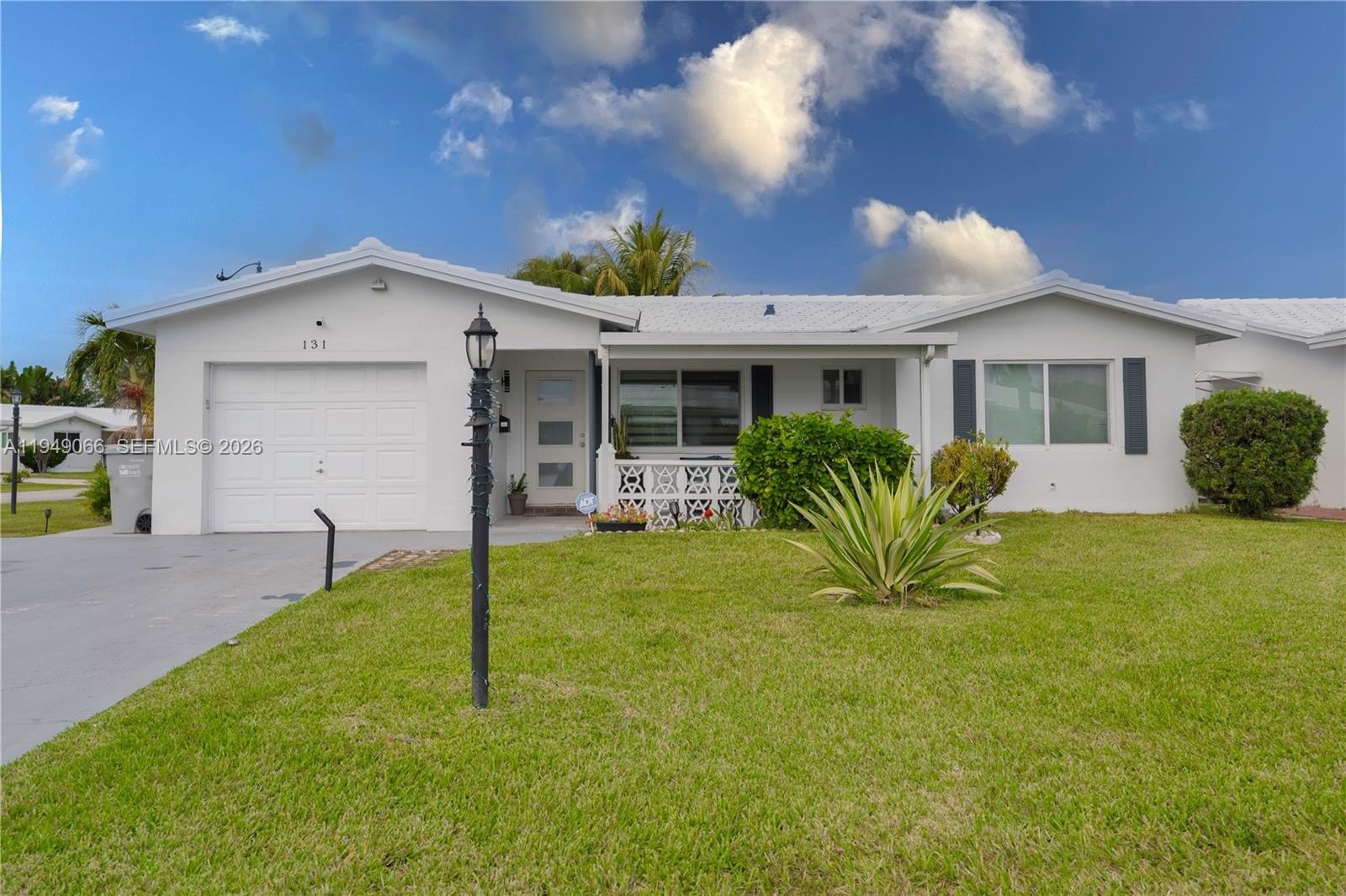 Single Family 2BR 2BA - 131 NW 31st Ct, Pompano Beach, FL