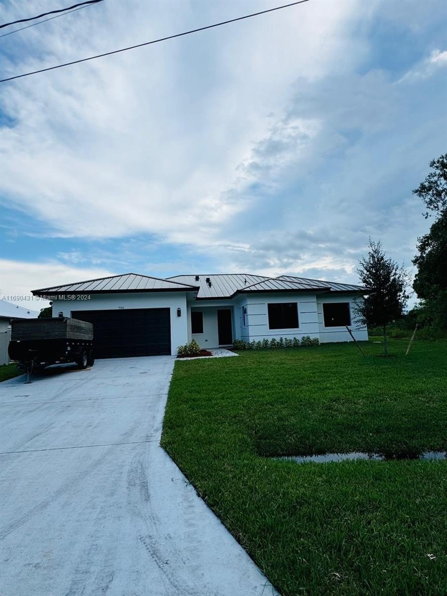 Single Family 4BR 4BA - 755 Alton Cir, Port St. Lucie, FL