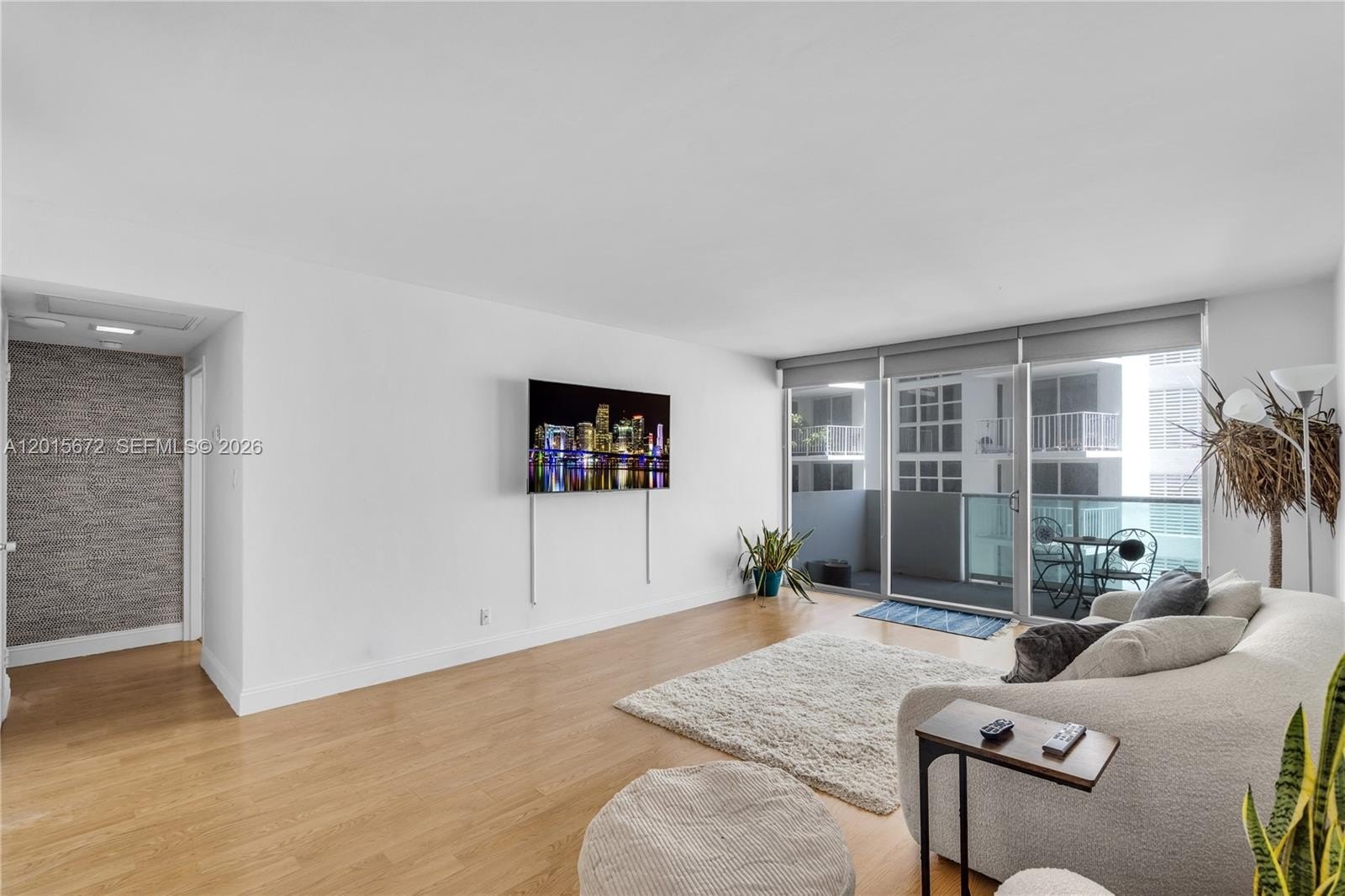 Condo 1BR 1BA - 1200 West Ave, Miami  Beach, FL