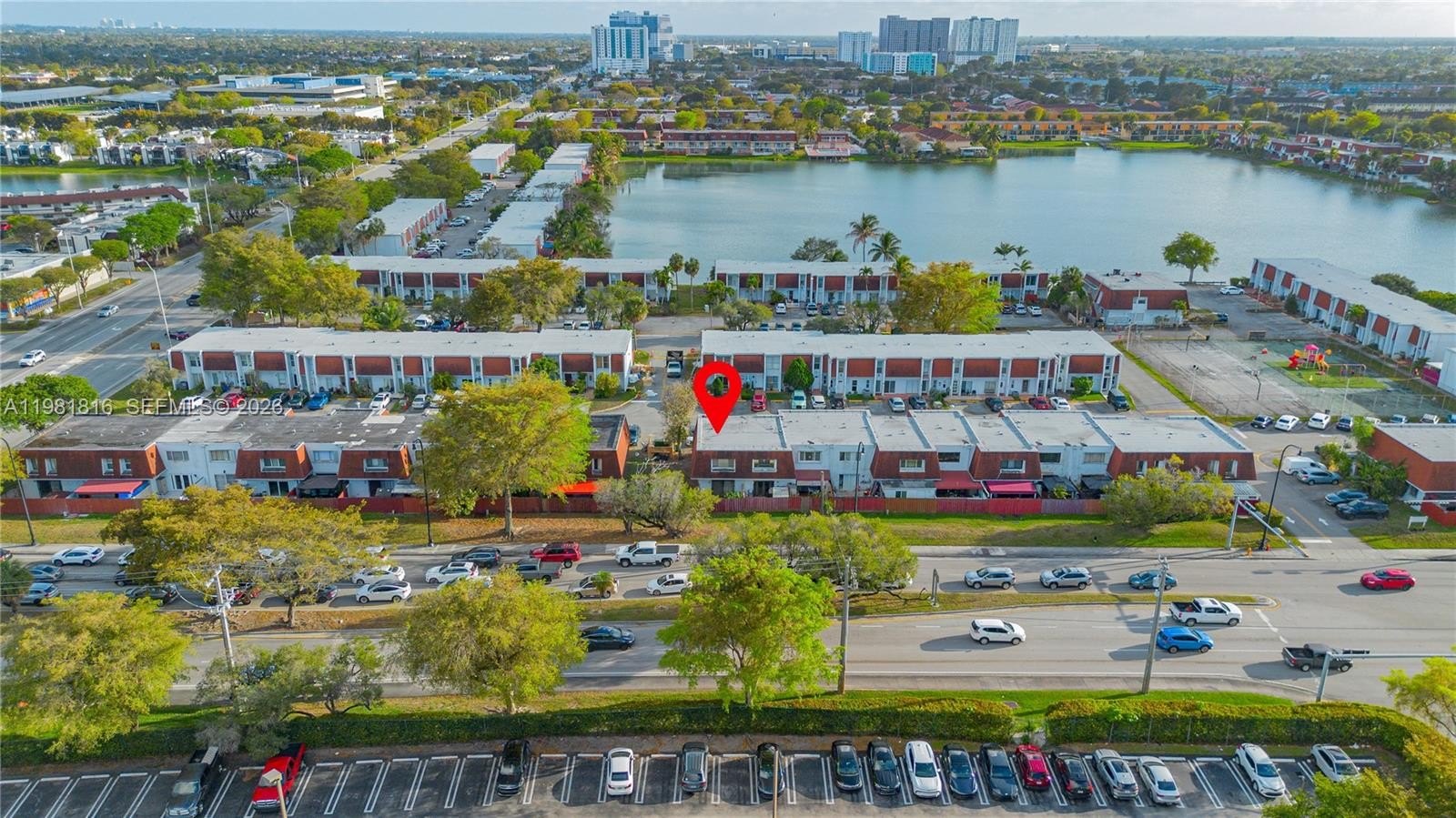 Condo 2BR 2BA - 10710 NW 7th St, Miami, FL