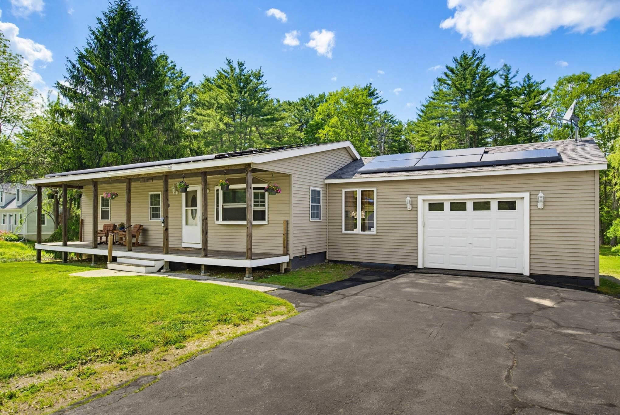 Single Family 3BR 2BA - 110 Tuttle Lane, Greenland, NH