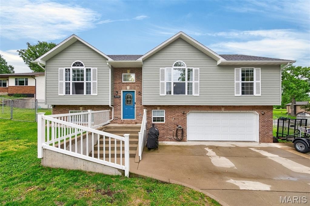 Single Family 4BR 3BA - 21470 Sail Road, Waynesville, MO