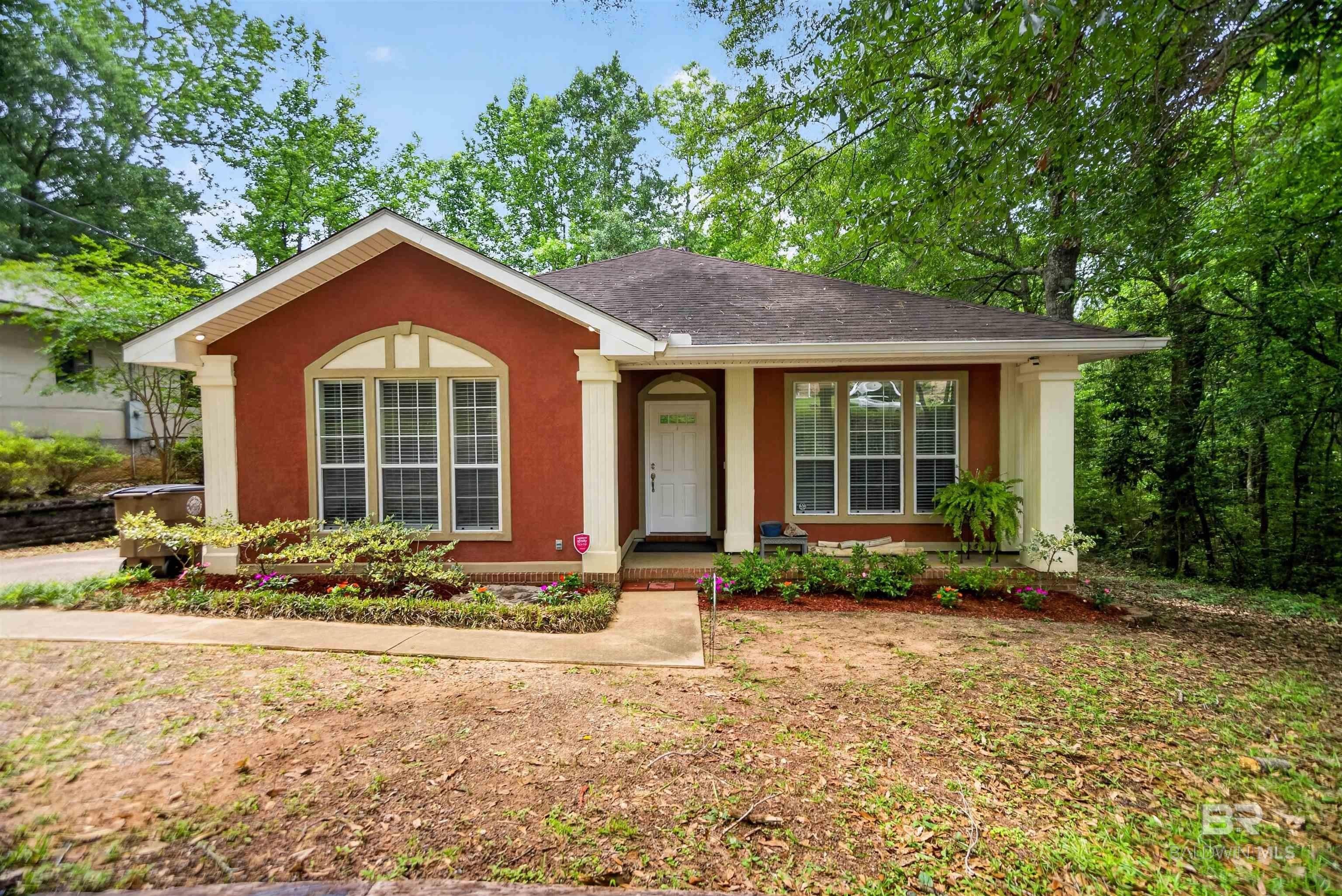 5913 Antoine Rd  