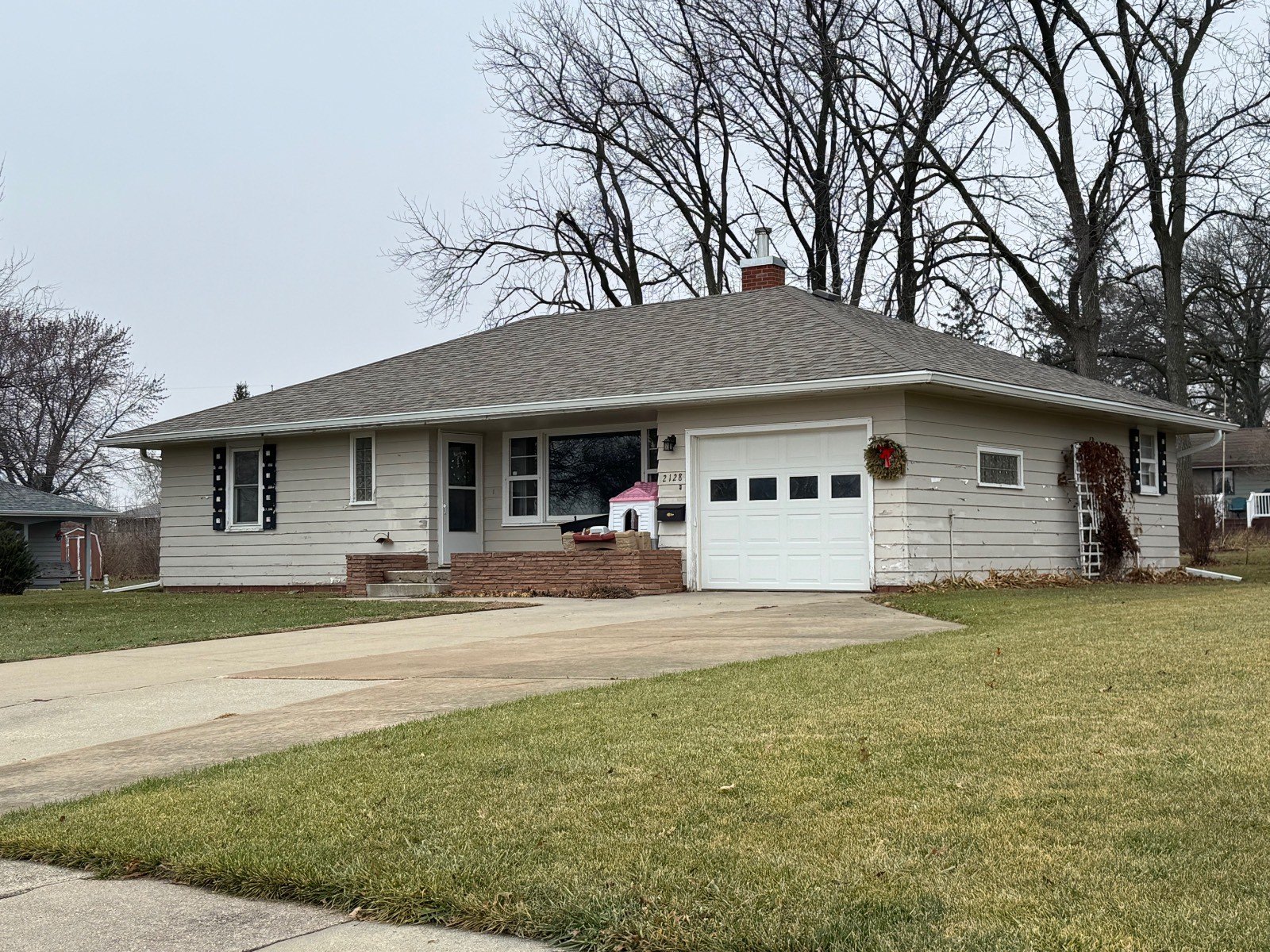 2128 Washington  