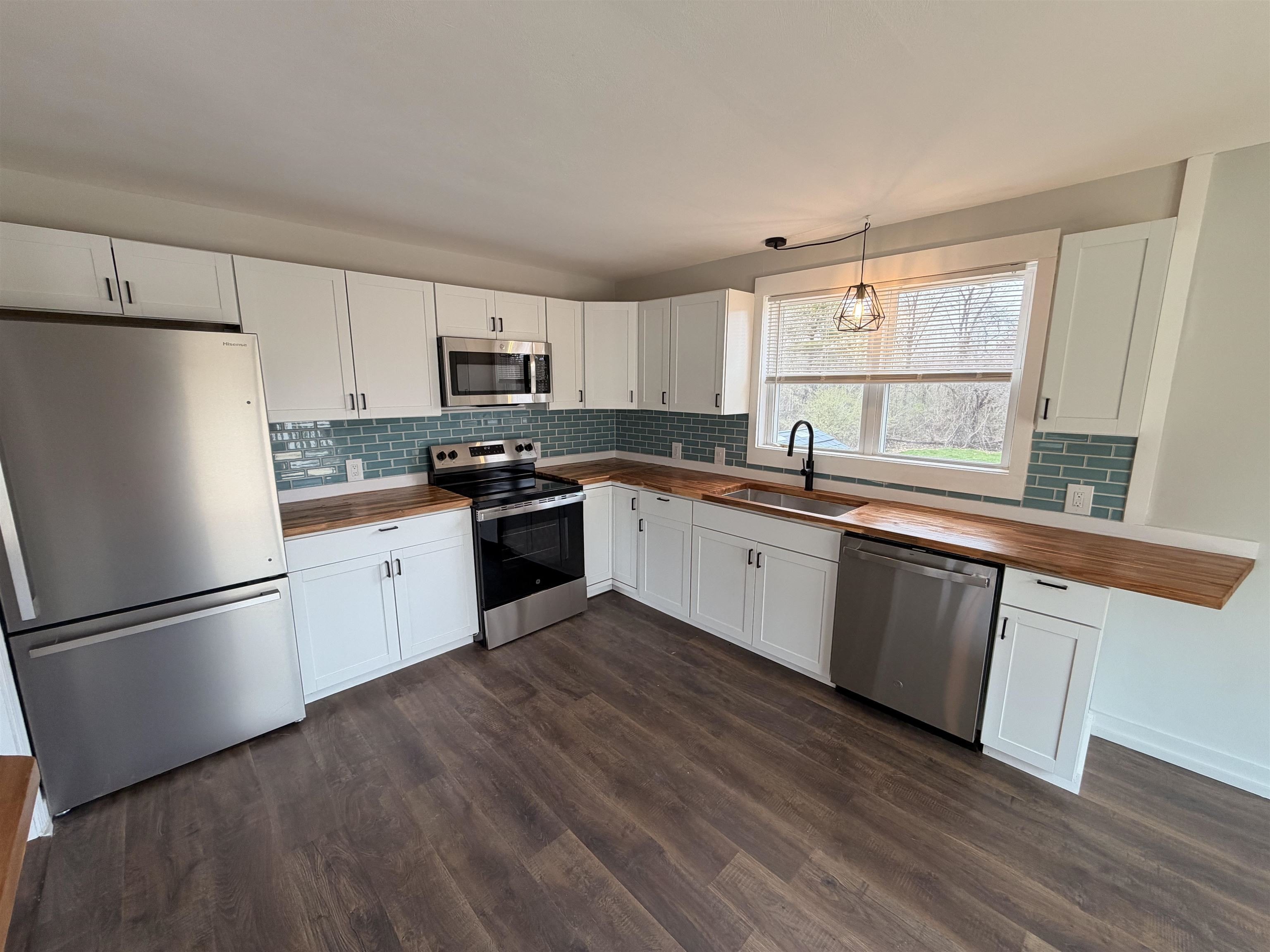 Single Family 3BR 1BA - 26 Ocean Road, Greenland, NH