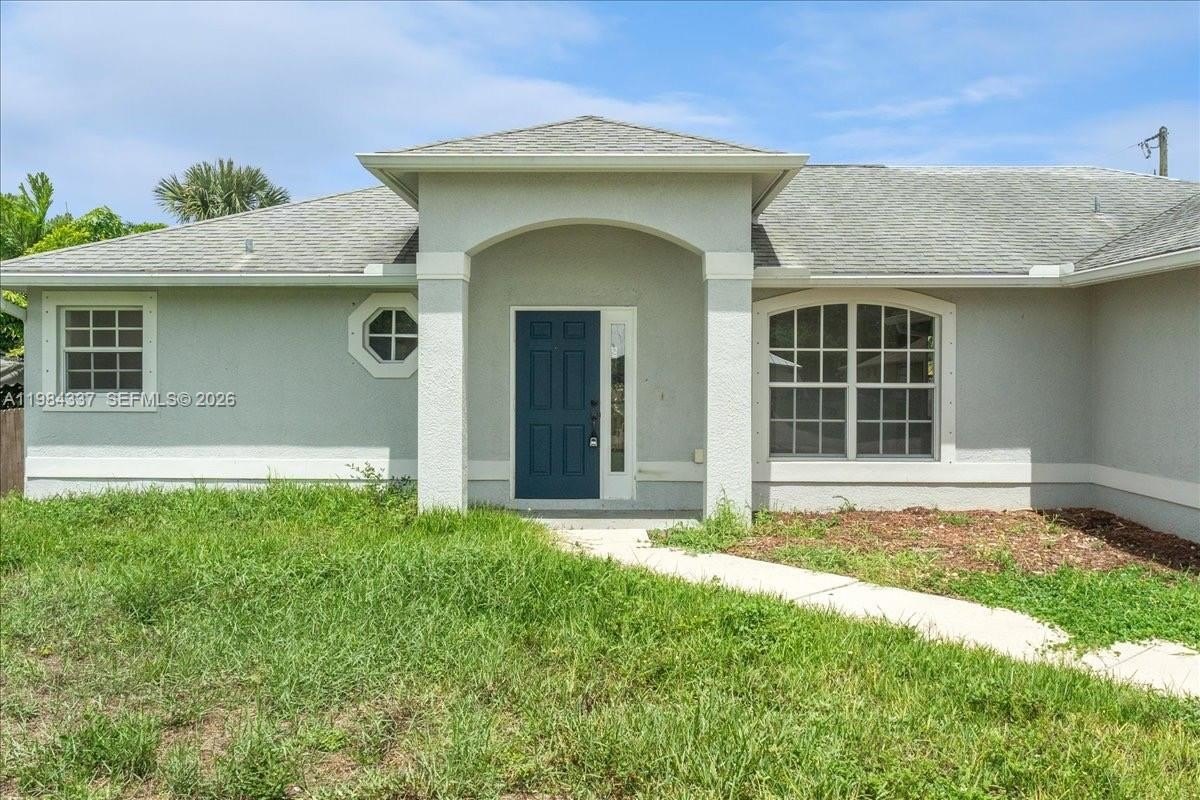 Single Family 3BR 2BA - 19063 MIAMI BLVD, Fort Myers, FL