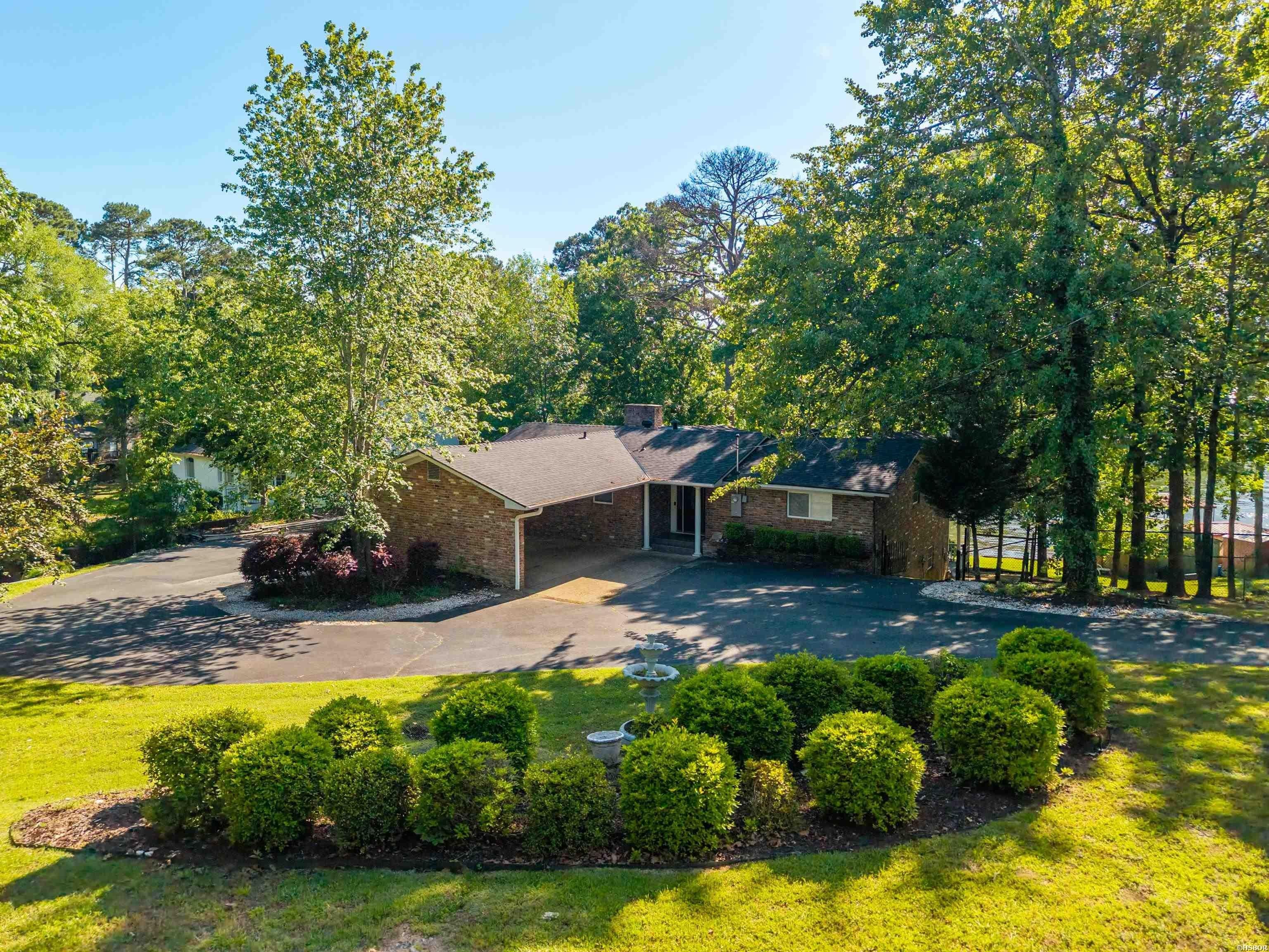 Single Family 4BR 3BA - 115 WESTPORT Point, Hot Springs, AR