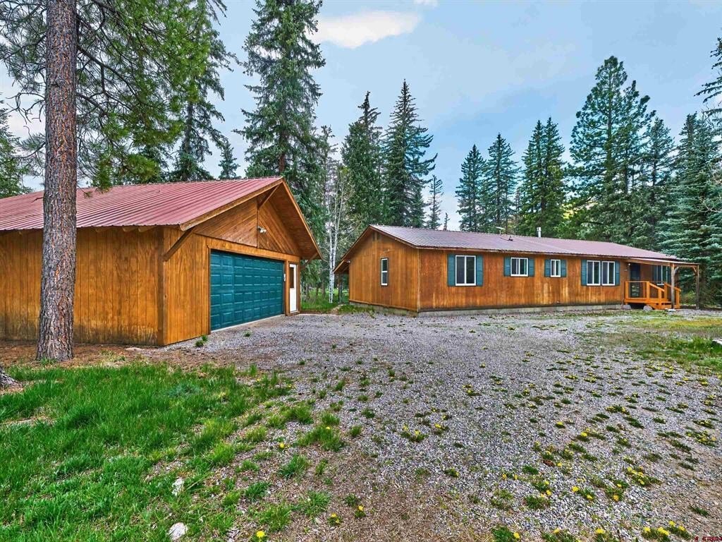 Single Family 3BR 2BA - 1029 W Vallecito Creek Road, Bayfield, CO