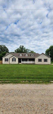 Single Family 4BR 3BA - 13960 Sherwood Lane, Plato, MO
