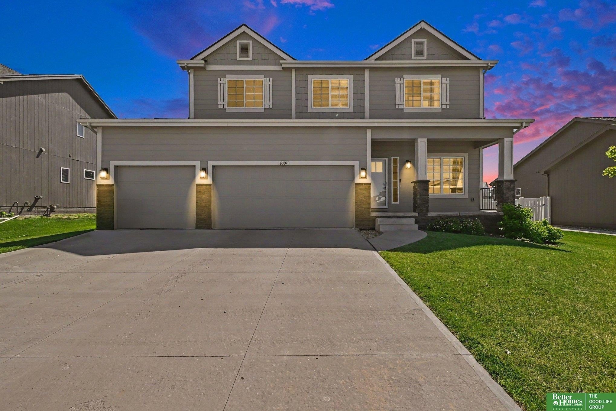 Single Family 5BR 3BA - 6307 N 169th Street, Omaha, NE
