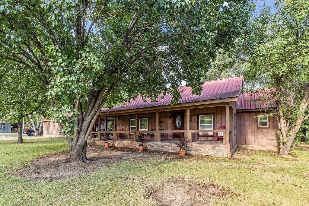Single Family 3BR 2BA - 2868 State Highway 37 N, Clarksville, TX