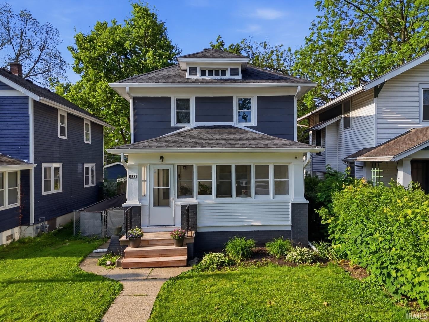 Single Family 3BR 2BA - 1123 Kinsmoor Avenue, Fort Wayne, IN
