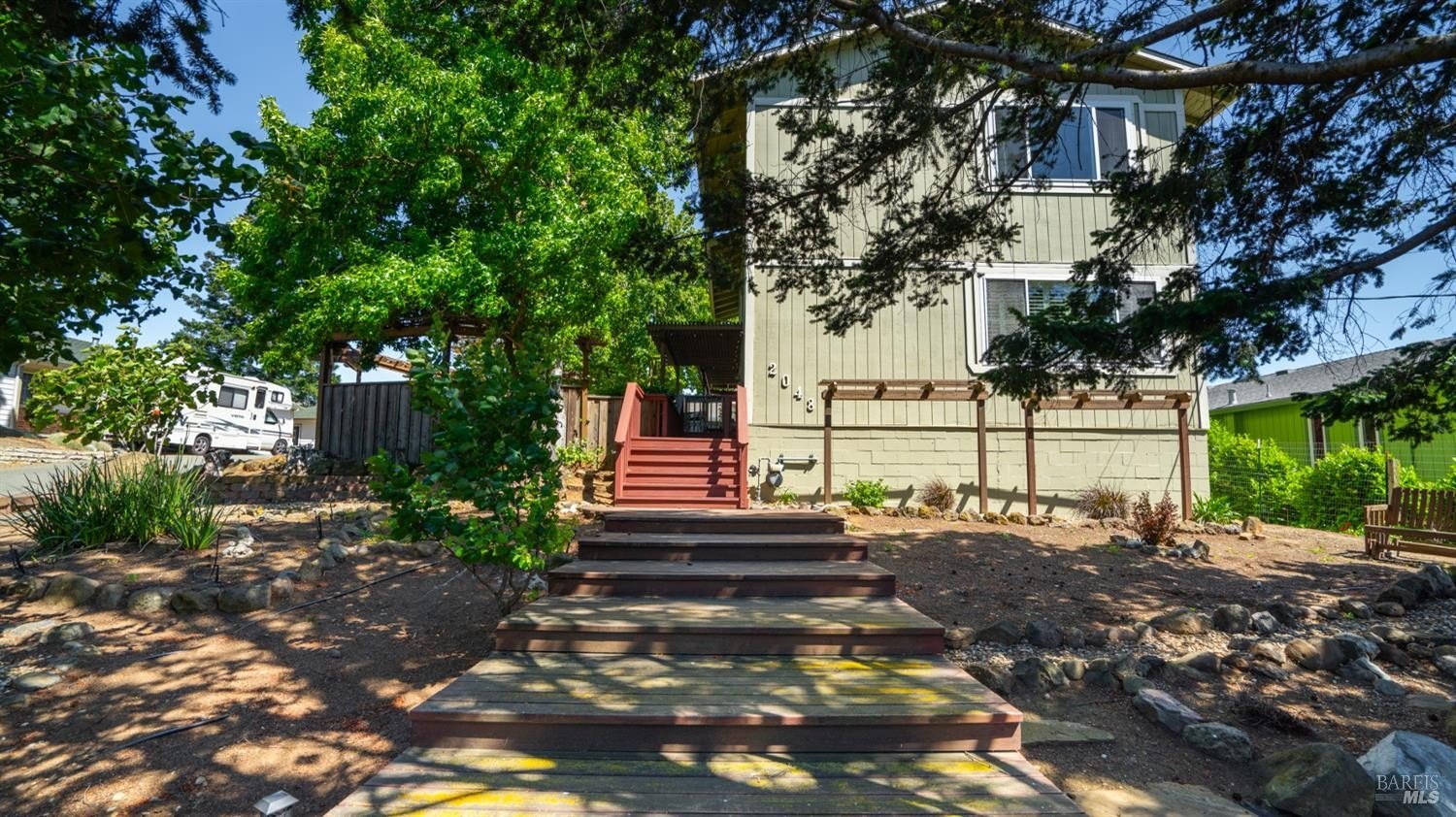 Single Family 3BR 2BA - 2048 E 3rd Street, Benicia, CA