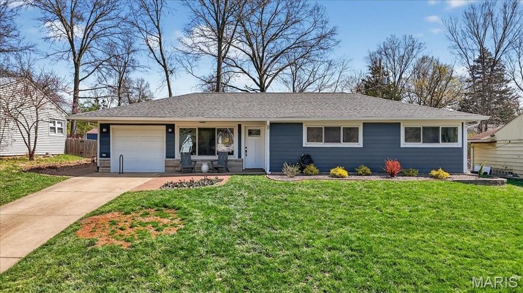 Single Family 3BR 2BA - 128 Embassy Lane, St Louis, MO