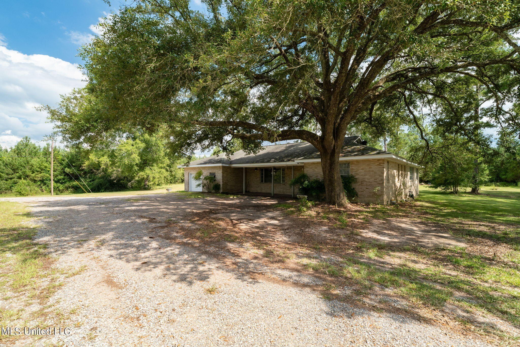 3545 W Hwy 26  