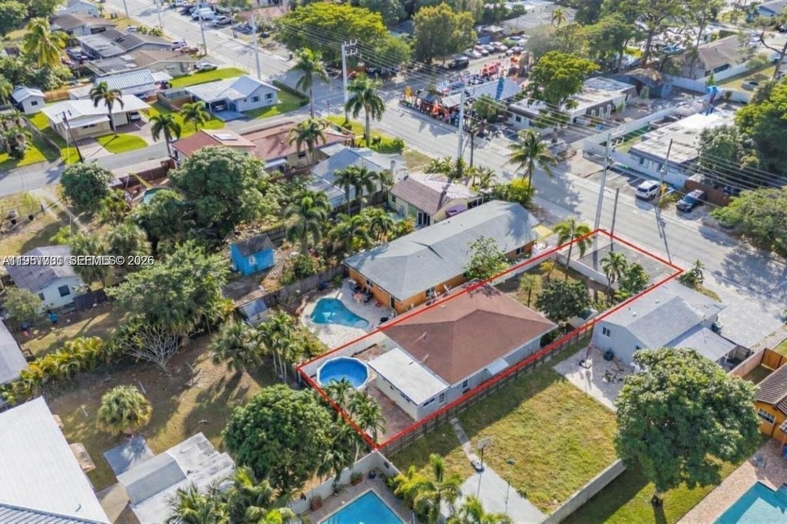 Single Family 3BR 2BA - 735 NE 38th St, Oakland Park, FL