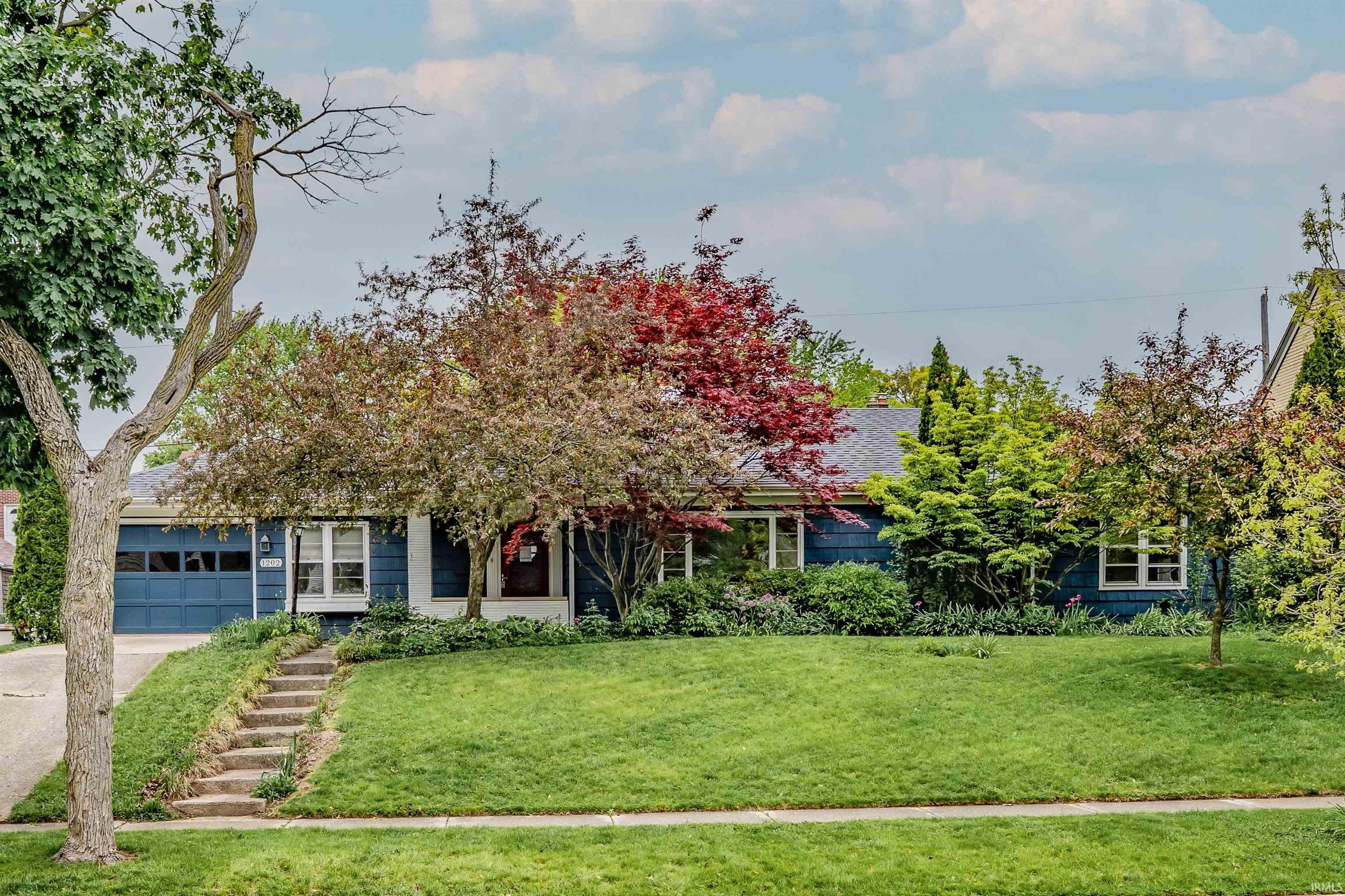 Single Family 2BR 1BA - 1202 W Branning Avenue, Fort Wayne, IN
