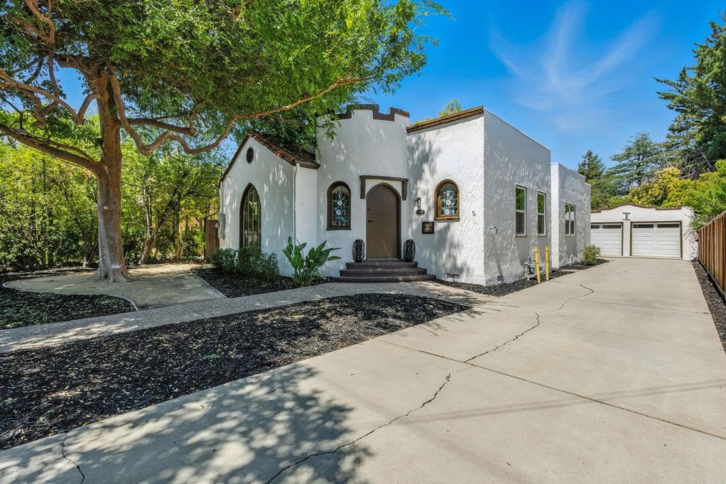 Single Family 3BR 2BA - 1165 Clinton ST, REDWOOD CITY, CA
