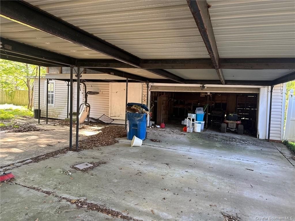 Single Family 3BR 2BA - 719 E Plaquemine Street, Jennings, LA